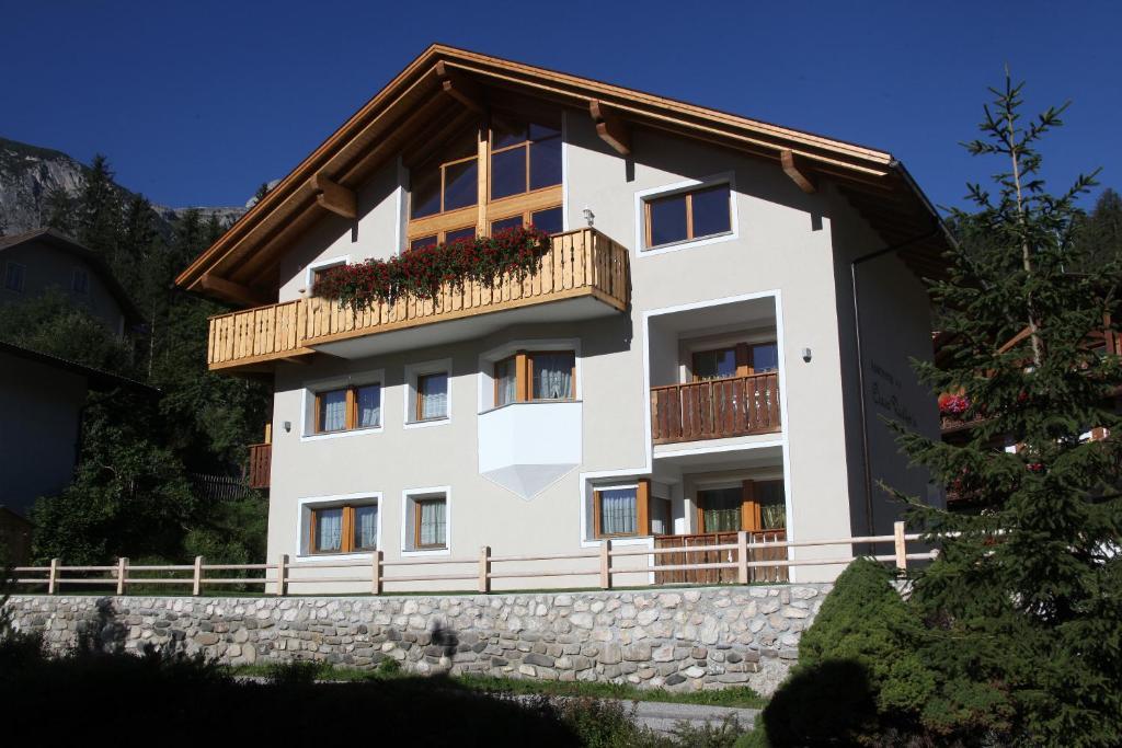 Ciasa Rudiferia Appartamenti In Alta Badia Экстерьер фото